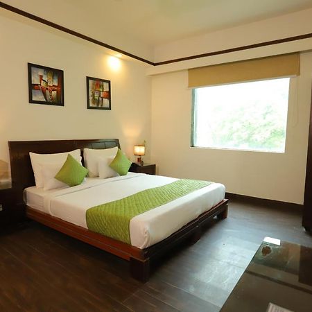 The Picasso Residency - Naraina New Delhi Hotel Exterior photo