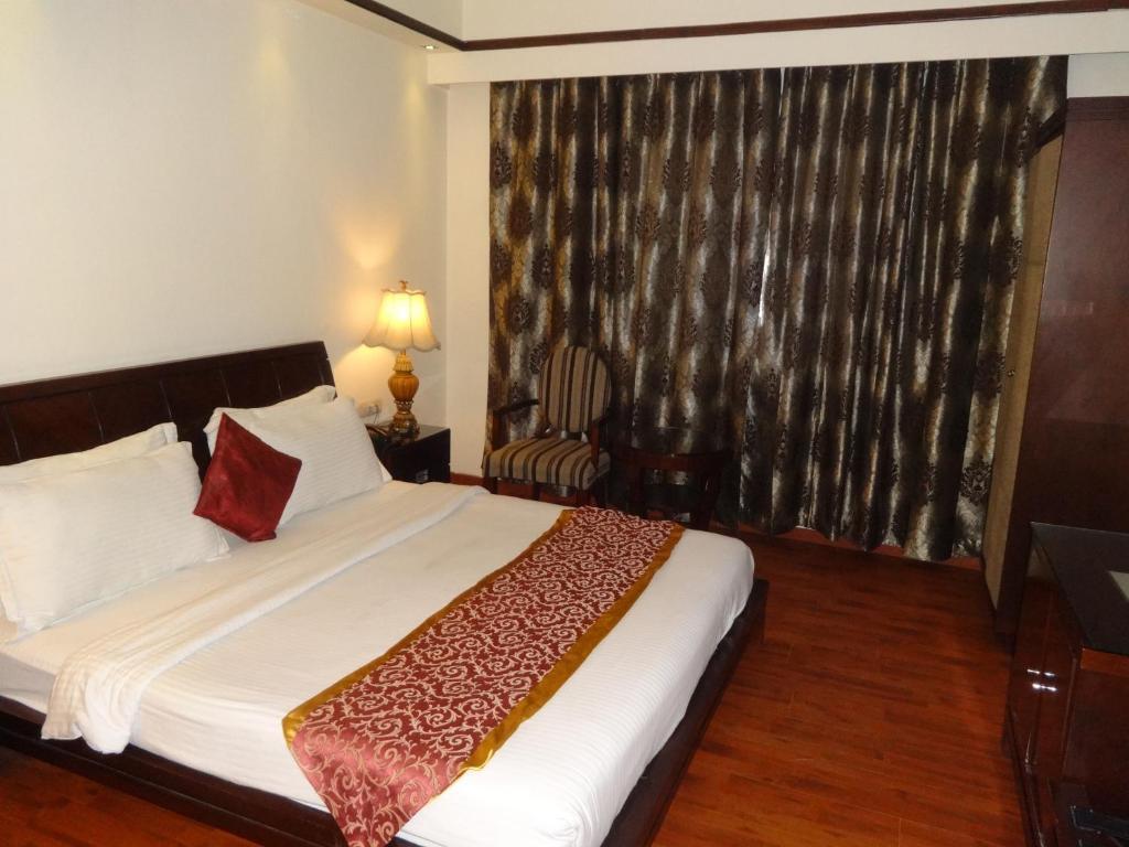 The Picasso Residency - Naraina New Delhi Hotel Exterior photo